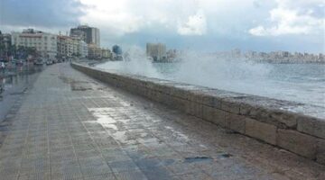 تحذير بحري.. اضطراب حركة الملاحة وارتفاع الأمواج يهدد سواحل الإسكندرية غداً