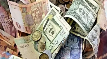 تحرك مفاجئ.. أسعار صرف الريال والدولار أمام الجنيه المصري في تعاملات اليوم