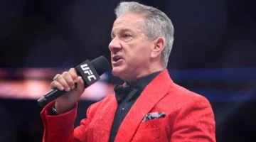 ثروة بروس بافر.. كيف أصبح المعلق الأعلى دخلاً في تاريخ بطولة UFC؟