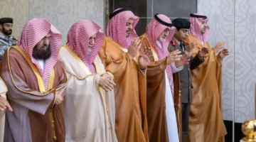 جموع غفيرة.. المصلون يؤدون صلاة الاستسقاء في جميع مناطق السعودية اليوم