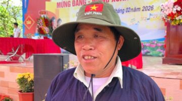 خطة فيتنامية طموحة لحماية أغاني شعب ثين وآلة تينه قرب نهر دونغ ناي