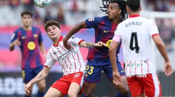 ذكريات كلاسيكو الظلم.. تعيين الحكم خيسوس مانزانو لمباراة برشلونة وجيرونا في الدوري الإسباني