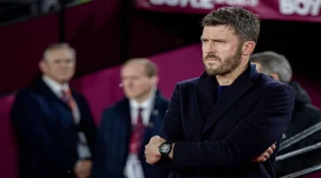 صفقة مرتقبة.. مانشستر يونايتد يراقب ضم نجم تشيلسي السابق لتدعيم صفوف الفريق