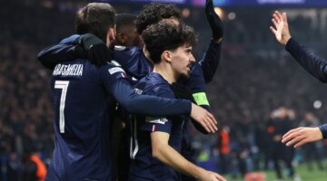 صفقة الصيف المنتظرة.. باريس سان جيرمان يزاحم مانشستر يونايتد لضم موهبة الكاميرون الجديدة