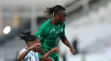 طرد وهدف حاسم.. إصابة أتانجانا تمنح الأهلي انتصاراً شاقاً أمام النجمة