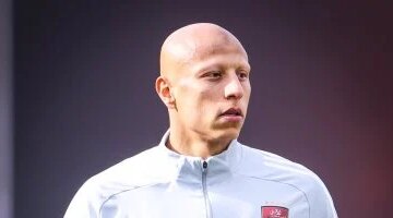 ظهور مرتقب.. عمرو الجزار يقترب من قيادة دفاع الأهلي أمام الجونة