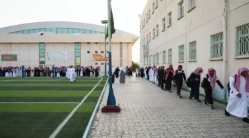 قرار وزاري جديد.. ضوابط صارمة تمنع المعلمين من استخدام ألقابهم الوظيفية رقميًا