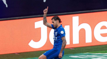 قرار فني.. إنزاجي يستبعد ثيو هيرنانديز من قائمة الهلال أمام الوحدة الإماراتي