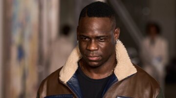 واقعة مؤسفة.. ماريو بالوتيلي يشكو من هجمات عنصرية داخل الملاعب العربية