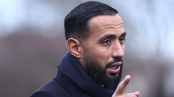 وداع مؤثر.. مهدي بنعطية يستقيل من مارسيليا ويكشف تفاصيل الاحتقان داخل النادي المغربي