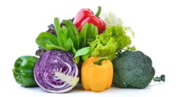 أسعار الخضروات والفواكه في السوق المركزي الأحد…