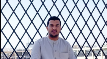 أشرف سيف يبرع في فنون الابتهال الديني متأثراً بالنقشبندي ونصر الدين طوبار