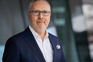 استقرار أسعار الذهب فوق مستوى 5,000 دولار وسط ضبابية الاقتصاد العالمي الراهنة