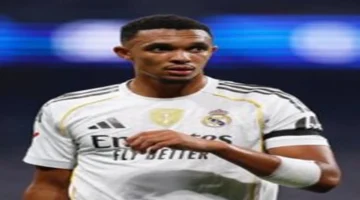 الشرطة الإسبانية توقف ألكسندر أرنولد في تطور مفاجئ للاعب ريال مدريد الجديد