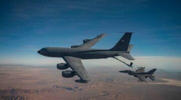 المقاومة العراقية تستهدف طائرة KC-135 أمريكية ثانية في سماء غرب العراق