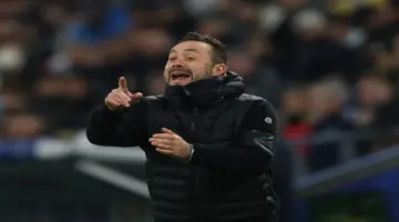 انتفاضة جماهير توتنهام ضد تعيين دي تشيربي بسبب دعم غرينوود المثير للجدل