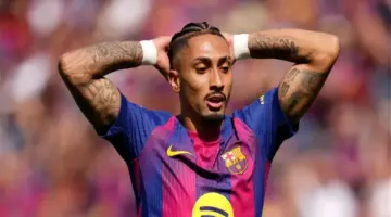 برشلونة يتخذ قرارًا حاسمًا تجاه رافينها بعد إصابته