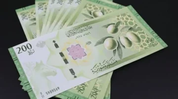 تراجع مستمر في سعر صرف الليرة السورية أمام الدولار يوم الجمعة