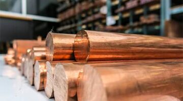 تراجع أسعار النحاس عالمياً مع استمرار التوترات الإيرانية وتزايد حجم المخزونات الضخمة