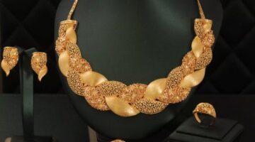 تغيرات في سعر جرام الذهب عيار 24 خلال تعاملات اليوم في الأسواق