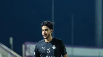 جماهير إسبانيا تتسابق للحصول على توقيع عمر مرموش قبل صدام الماتادور