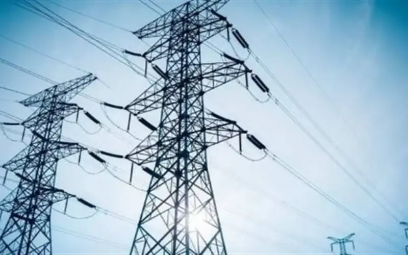 خطة حكومية لتقليل الضغط على شبكة الكهرباء ومواجهة التوترات الإقليمية الحالية