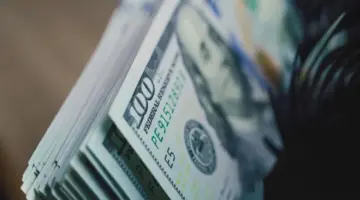 صعود أسعار الدولار بالبنوك المصرية الأحد 29 مارس 2026