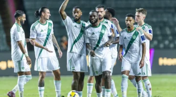 ضوء أخضر لنجم الأهلي قبل مواجهة الهلال في الكلاسيكو المرتقب