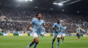 موقف عمر مرموش من تشكيل مانشستر سيتي أمام وست هام والقنوات الناقلة