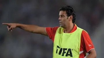 نجم الأهلي السابق يهاجم هاني رمزي: «تكشفت المصالح فسقطت الأقنعة»