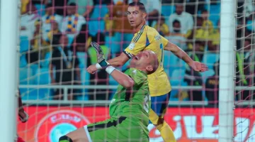 نجوم النصر ويانيك كاراسكو يتنافسون على جوائز شهر فبراير في الدوري السعودي