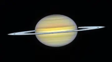 هابل وجيمس ويب يكشفان خفايا كوكب زحل المذهلة | علوم