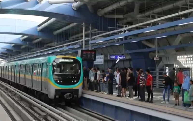 هل تتغير مواعيد المترو والقطارات بعد قرار غلق المحال التاسعة مساءً؟