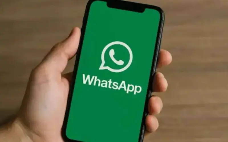 «واتساب» يضم «القنوات» إلى قائمة المحادثات