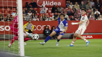 أتلتيكو ينهزم أمام إشبيلية في الدوري الإسباني