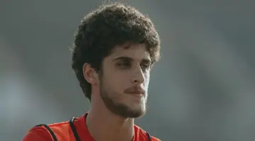 أحمد الشيخ: خلافي مع موسيماني سبب قلة مشاركاتي مع الأهلي