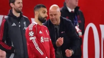 أساطير الدوري الإنجليزي يدخلون على خط أزمة محمد صلاح مع أرني سلوت