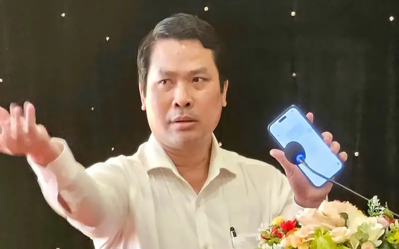 أستخدم 3 مساعدين افتراضيين، وبإمكاني تقليل الوقت اللازم لإنجاز المهام.