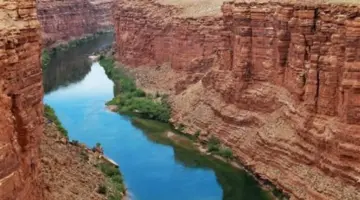 أسرار جيولوجية تكشفها بلورات الزركون: نشأة نهر كولورادو من رحم البحيرات القديمة