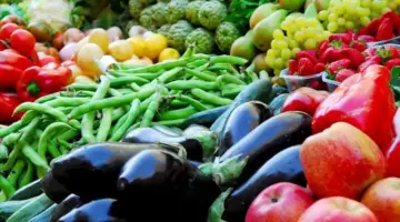 أسعار الخضروات والفاكهة بسوق العبور اليوم 4-4-2026