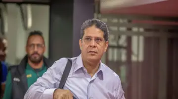 أيمن الرمادي يعلن تشكيل البنك الأهلي لملاقاة وادي دجلة في الدوري