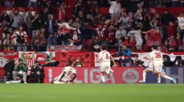 إشبيلية يباغت أتلتيكو مدريد ويغادر منطقة الهبوط