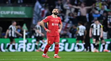 إصابة محمد صلاح وخروجه من لقاء كريستال بالاس في البريميرليج