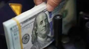 استقرار سعر الدولار مقابل الجنيه في البنوك اليوم الثلاثاء