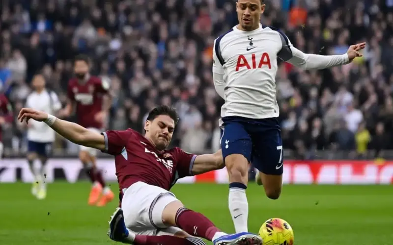 الأيام الفاصلة في الدوري الإنجليزي الممتاز.