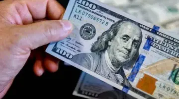 الدولار يواصل الصعود عالميًا مع تصاعد التوترات واضطراب الأسواق