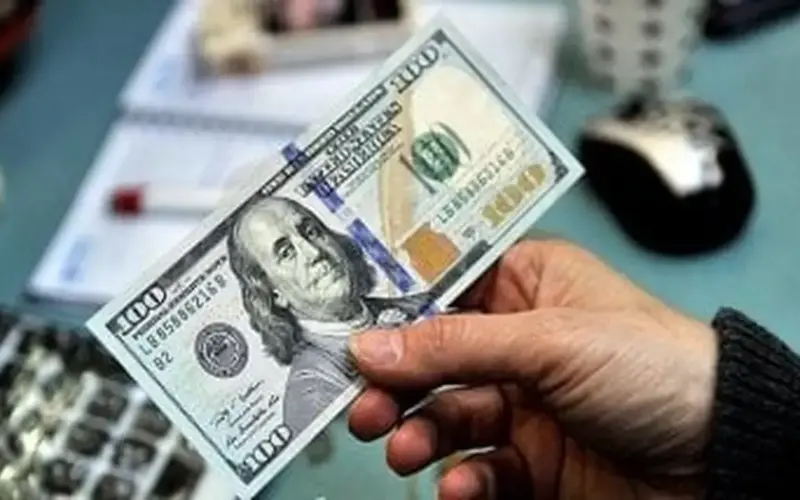 الدولار يُتداول على مدار الساعة بسعر شراء 51.98 جنيه في بنك الإسكندرية