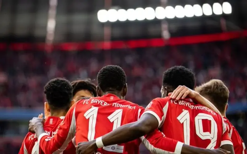 بايرن ميونيخ يهزم شتوتجارت ويتوج فعليًا بلقب الدوري الألماني