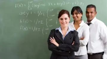 بدء قطار الإعارات الخارجية للمعلمين.. خريطة الطريق نحو السفر والعمل بالخارج في 2026