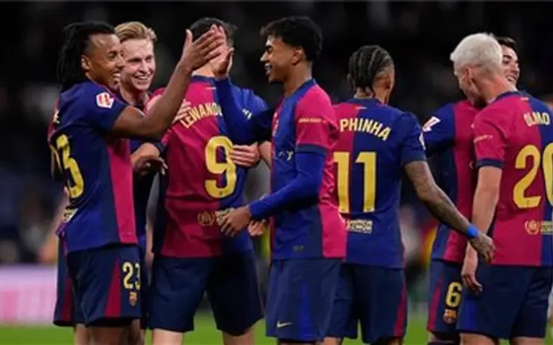 برشلونة ضد سلتا فيغو.. هانز فليك يكشف تشكيل برشلونة الرسمي ضد سيلتا فيجو في الدوري الإسباني